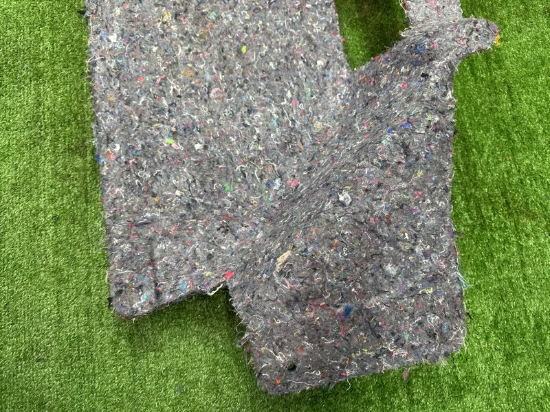 Шумоизоляция крыла Ford Kuga 2013 SUV