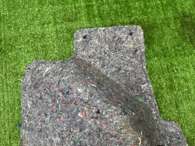 Шумоизоляция крыла Ford Kuga 2013 SUV