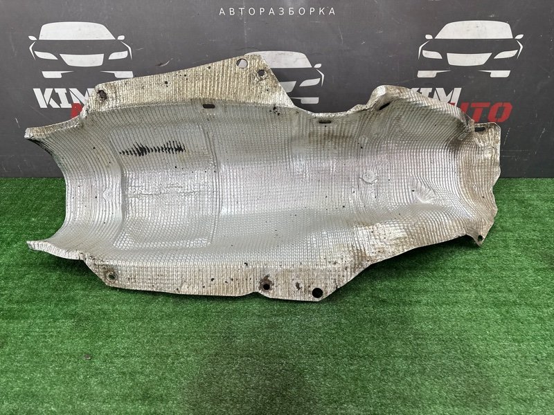 Тепловой экран Ford Kuga 2013 SUV