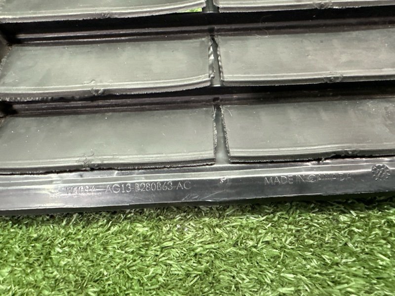 Решетка вентиляционная Ford Kuga 2013 SUV