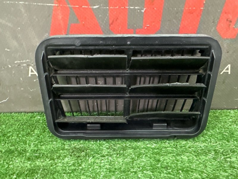 Решетка вентиляционная Ford Kuga 2013 SUV