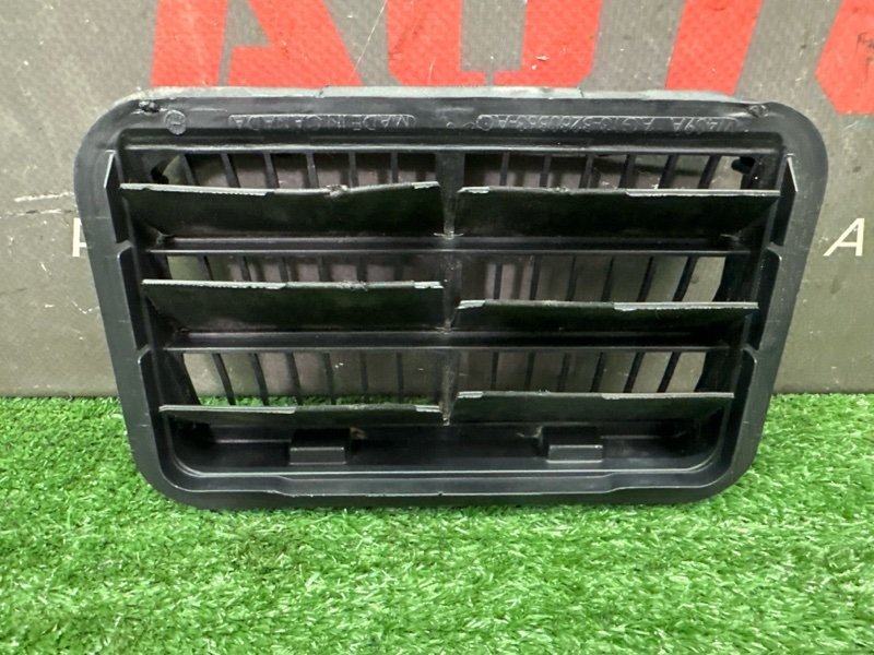 Решетка вентиляционная Ford Kuga 2013 SUV