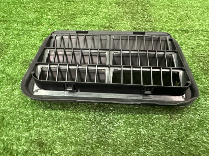 Решетка вентиляционная Ford Kuga 2013 SUV