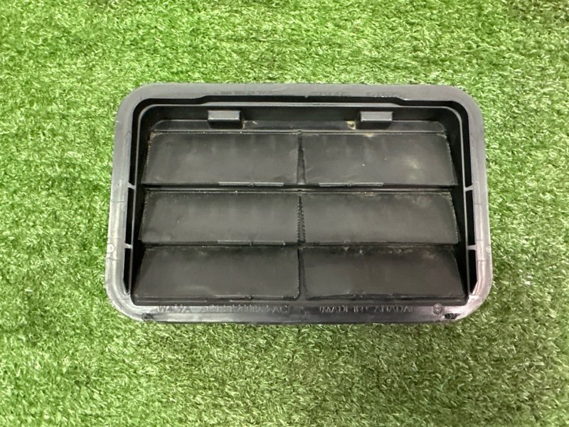 Решетка вентиляционная Ford Kuga 2013 SUV