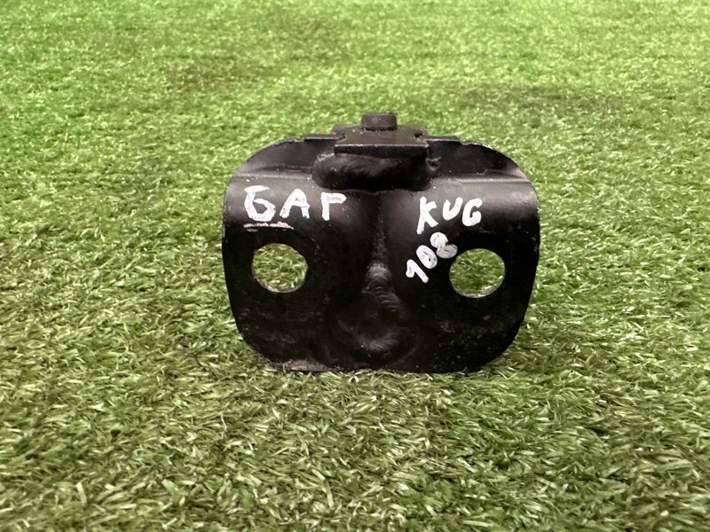 Ответная часть замка багажника Ford Kuga 2013 SUV