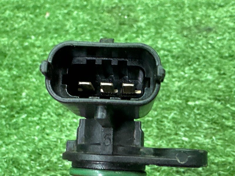 Датчик распредвала Ford Kuga 2013 SUV