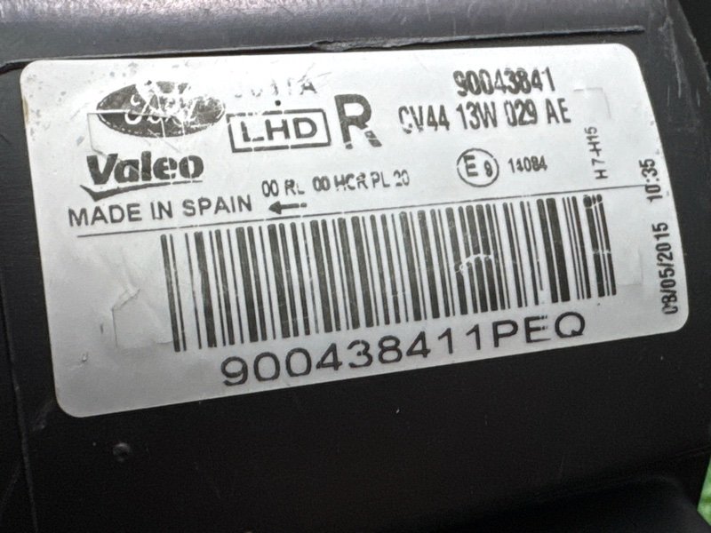 Фара Ford Kuga 2013 SUV