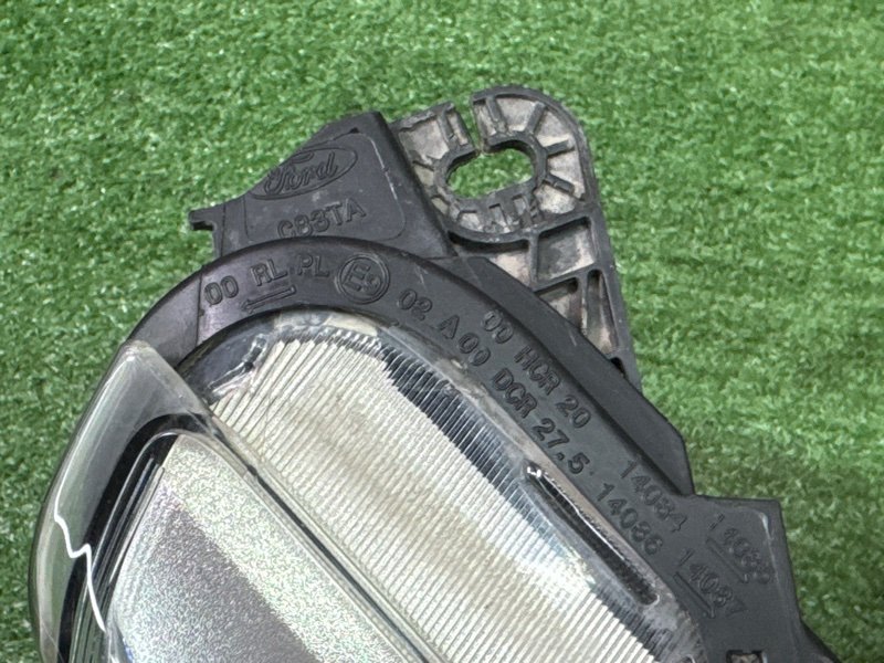 Фара Ford Kuga 2013 SUV