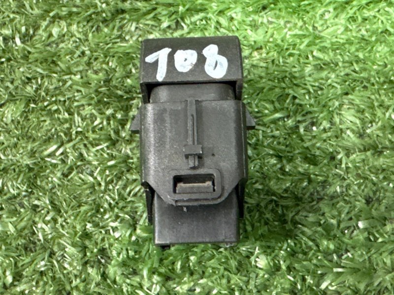 Кнопка стеклоподъемника Ford Kuga 2013 SUV