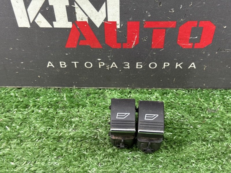 Кнопка стеклоподъемника Ford Kuga 2013 SUV