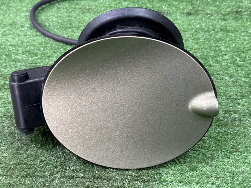 Лючок бензобака Ford Kuga 2013 SUV