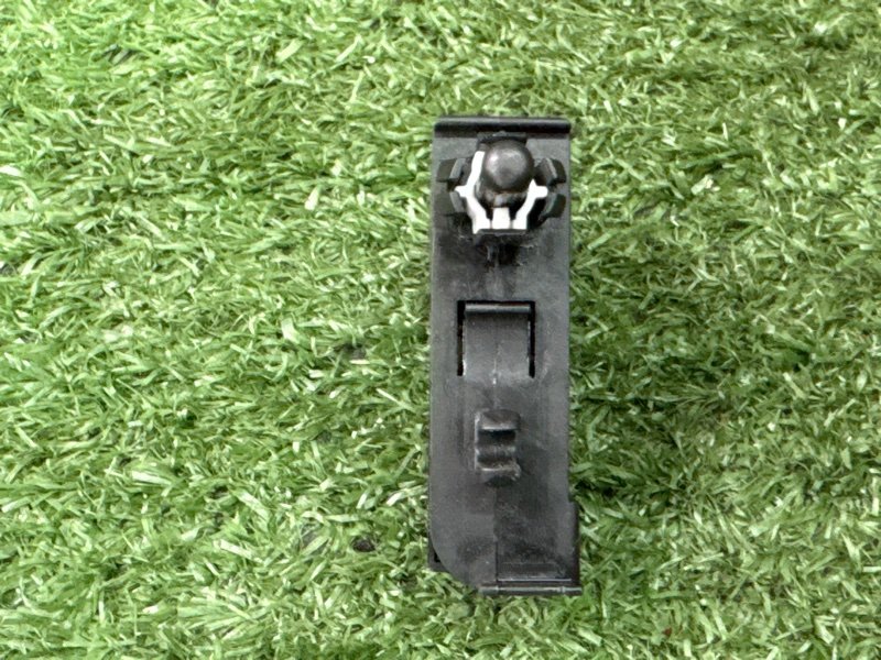 Датчик открытия бардачка Ford Kuga 2013 SUV