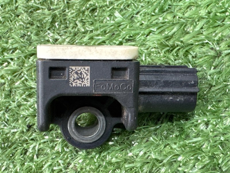 Датчик удара Ford Kuga 2013 SUV