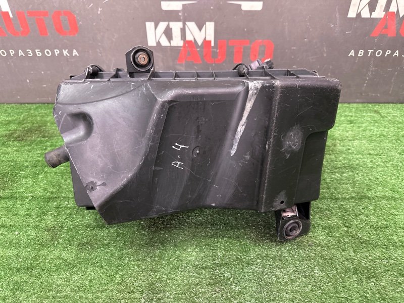 Корпус воздушного фильтра Skoda Octavia A4