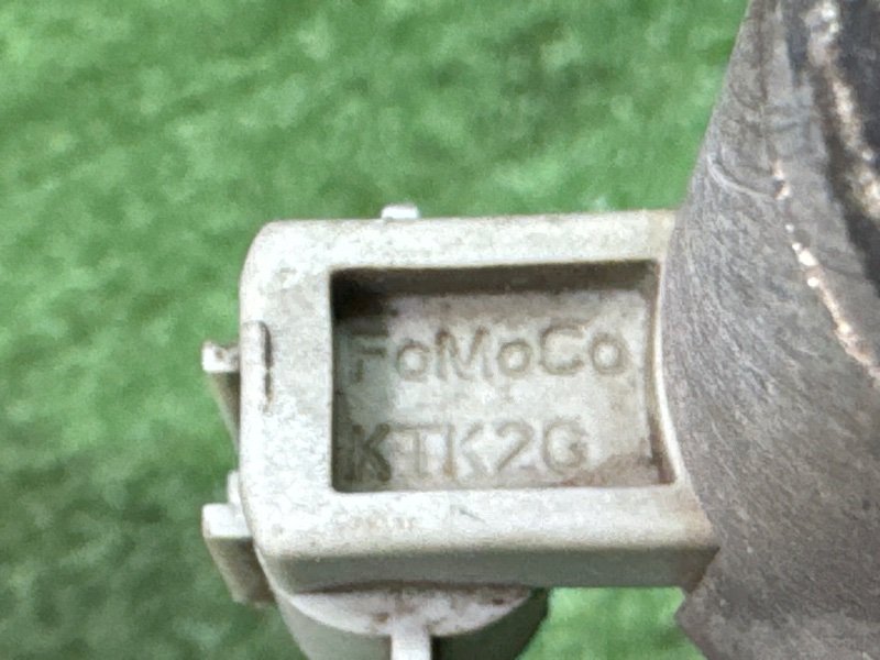 Клапан фаз Ford Kuga 2013 SUV