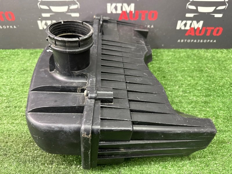 Корпус воздушного фильтра Peugeot 207