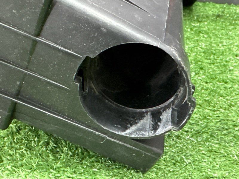 Корпус воздушного фильтра Peugeot 207