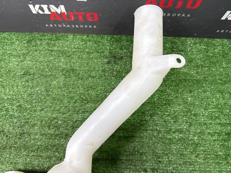 Бачок стеклоомывателя с моторчиком Honda CR-V