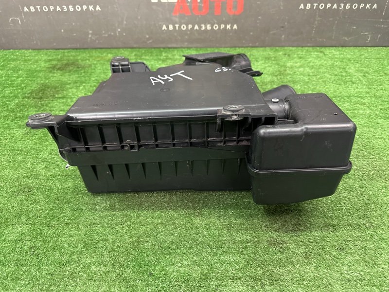 Корпус воздушного фильтра Mitsubishi Outlander 3