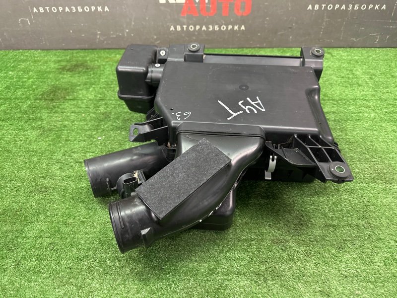 Корпус воздушного фильтра Mitsubishi Outlander 3