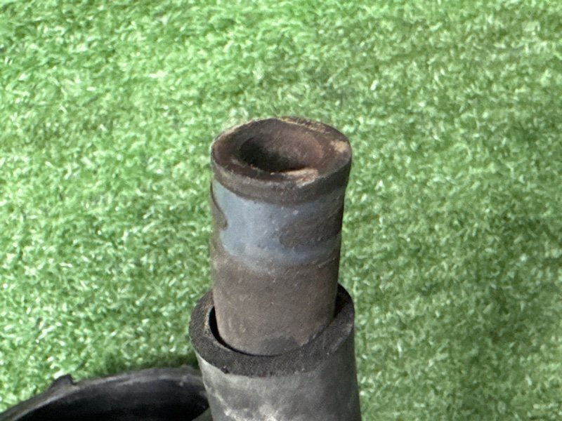 Патрубок воздушного фильтра Mitsubishi Outlander