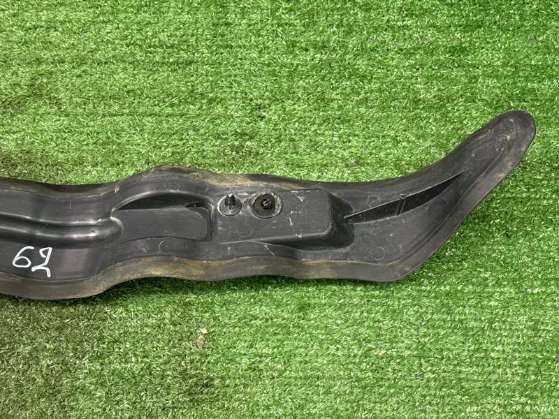 Пыльник крыла Citroen C4