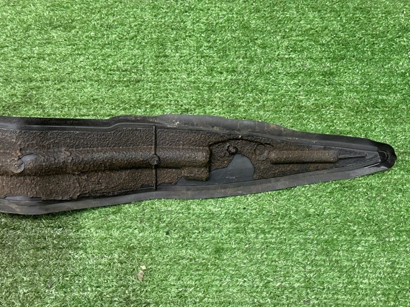 Пыльник крыла Citroen C4