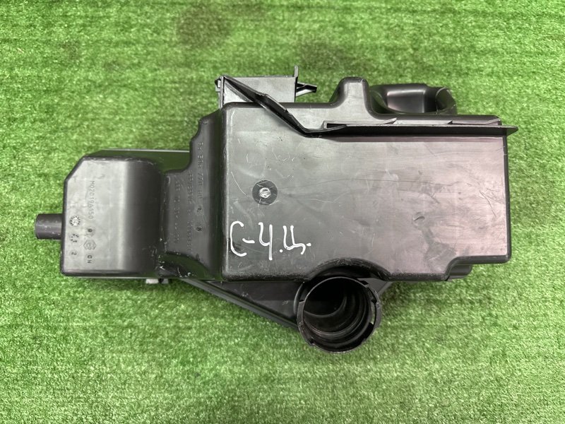 Резонатор воздушного фильтра Citroen C 4