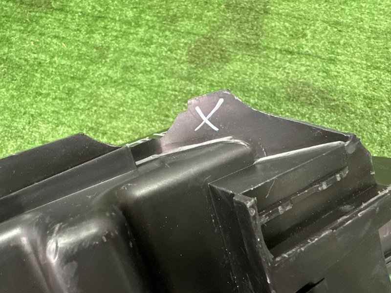 Резонатор воздушного фильтра Citroen C 4