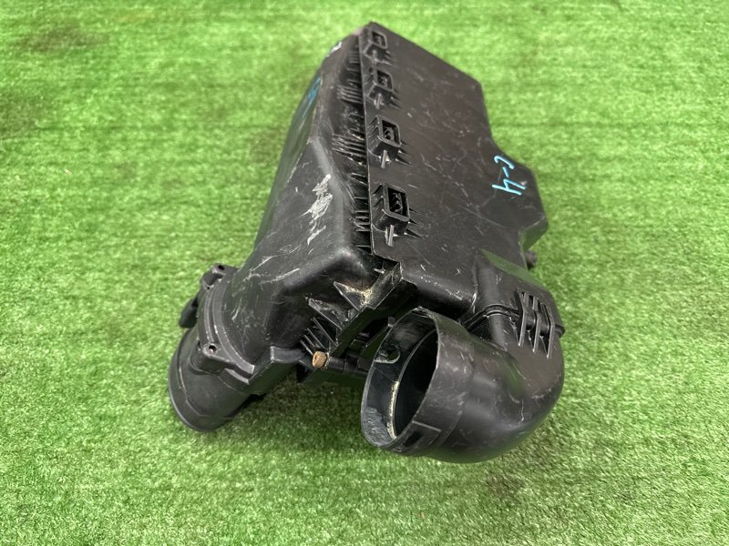 Корпус воздушного фильтра Citroen C 4