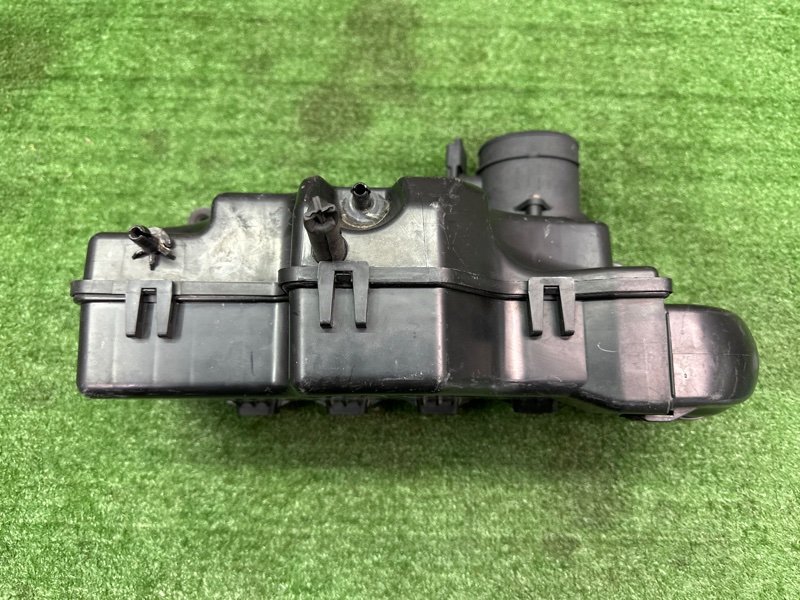 Корпус воздушного фильтра Citroen C 4