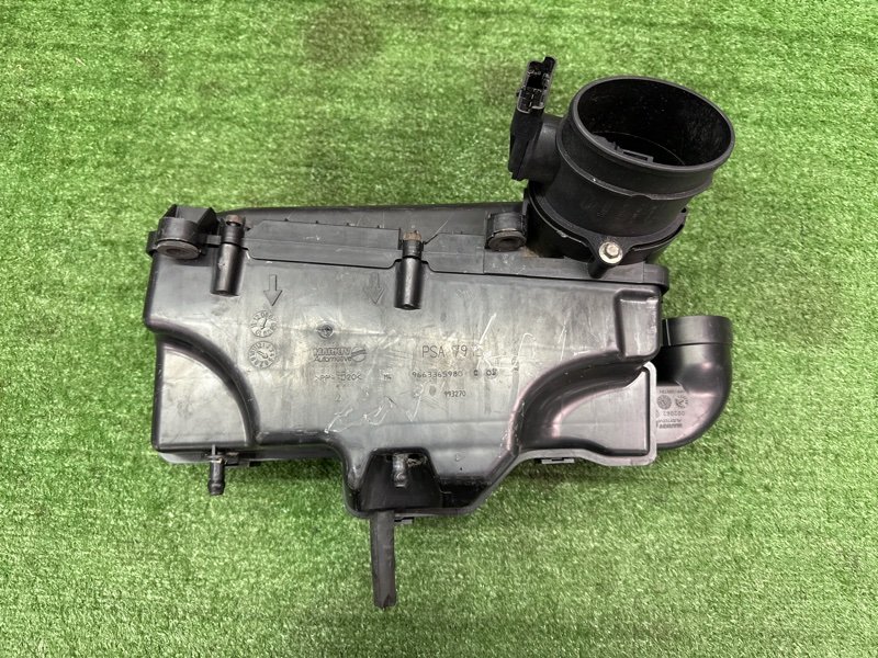 Корпус воздушного фильтра Citroen C 4