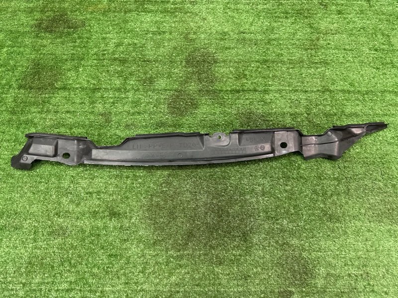 Пыльник крыла Mitsubishi Outlander 3