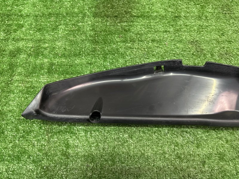 Пыльник крыла Honda Civic 4D