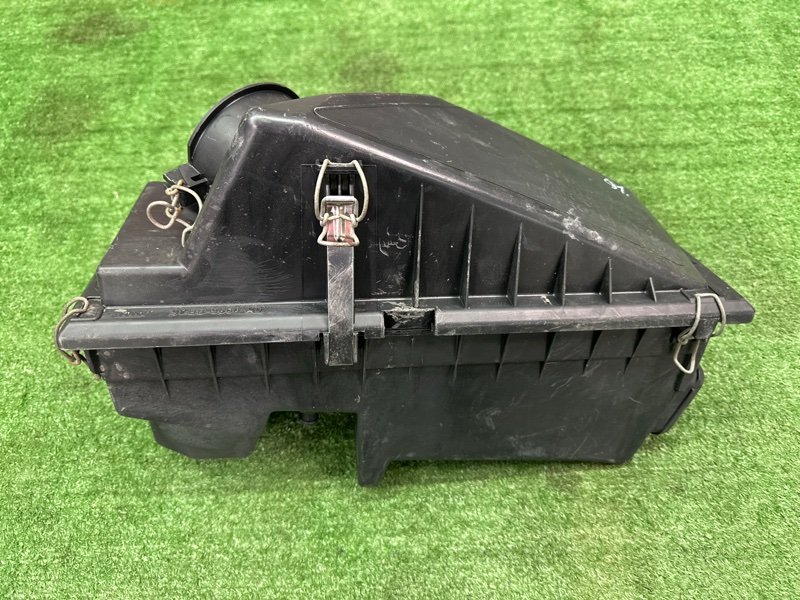 Корпус воздушного фильтра Ford Mondeo 2