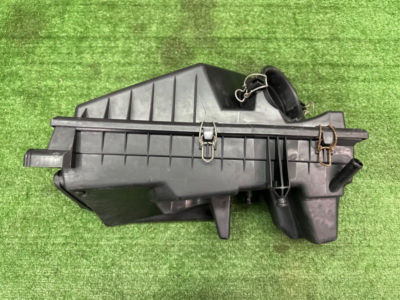 Корпус воздушного фильтра Ford Mondeo 2