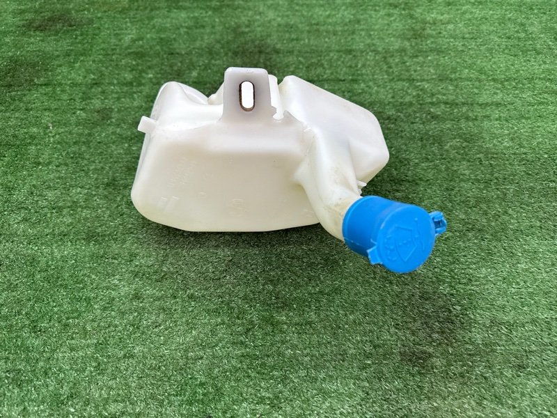 Бачок стеклоомывателя Fiat Albea