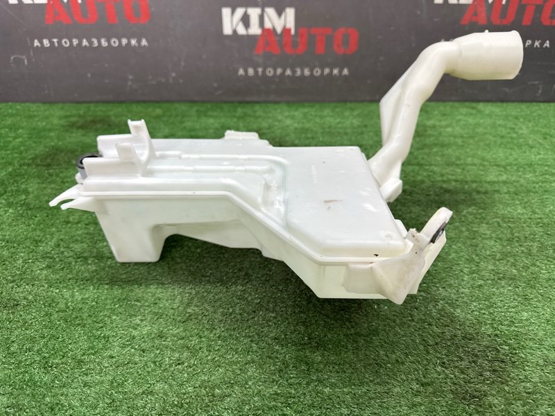 Бачок стеклоомывателя Peugeot 407