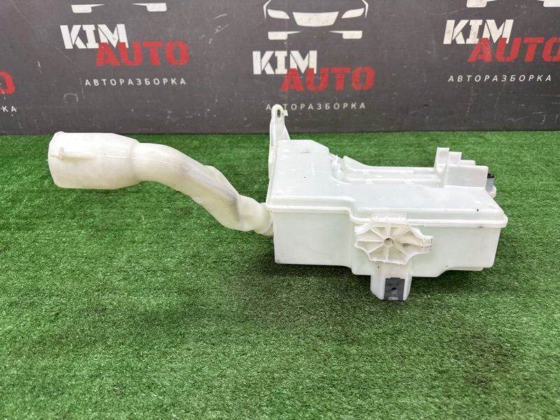 Бачок стеклоомывателя Peugeot 407