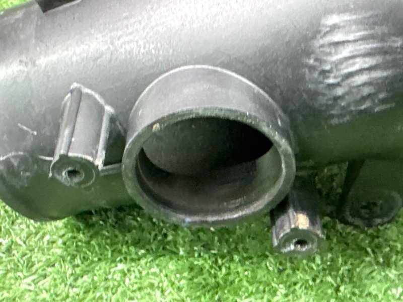 Корпус воздушного фильтра mazda mazda 3 BK