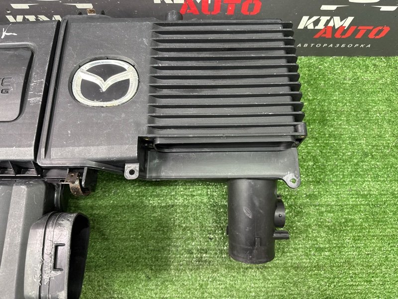 Корпус воздушного фильтра mazda mazda 3 BK