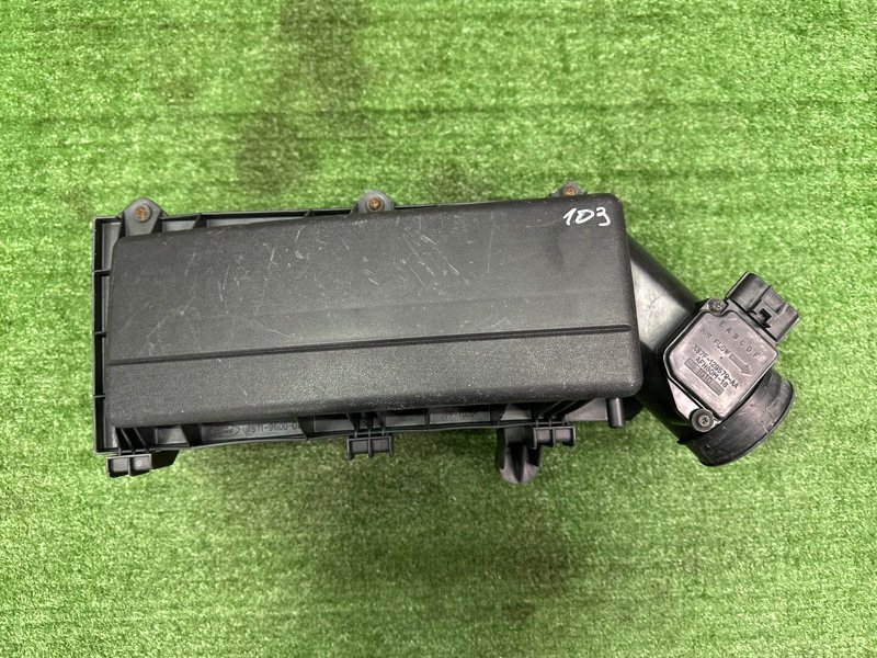Корпус воздушного фильтра Ford Mondeo 3