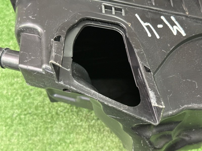 Корпус воздушного фильтра Ford Mondeo 4