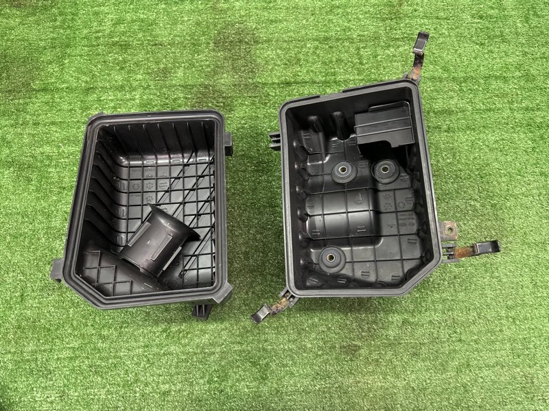 Корпус воздушного фильтра Kia Cerato 1