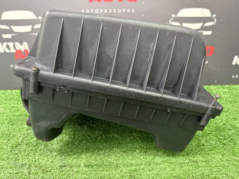 Корпус воздушного фильтра Opel Astra H