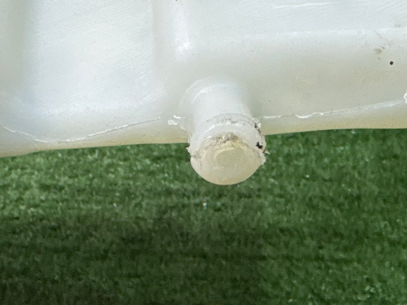 Бачок стеклоомывателя Ford Focus 2