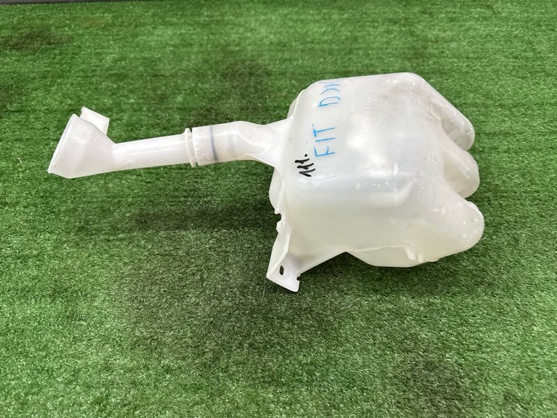 Бачок стеклоомывателя Honda Fit