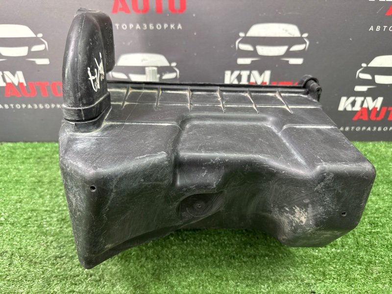 Корпус воздушного фильтра Ford Ka