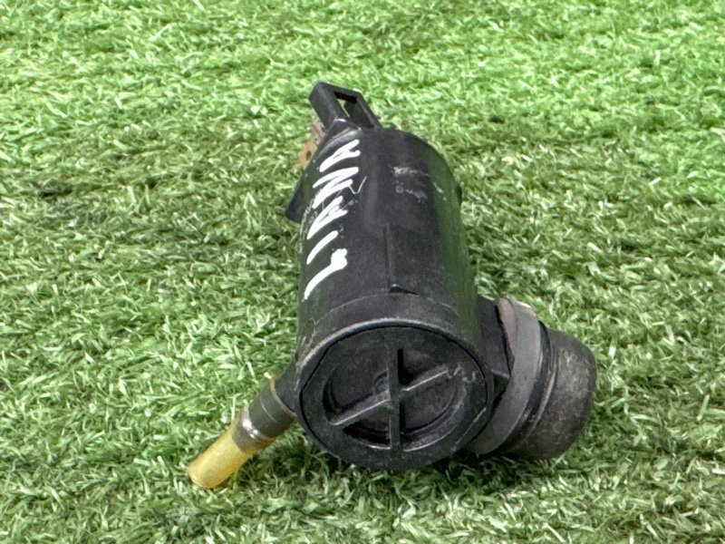 Моторчик стеклоомывателя Suzuki Liana