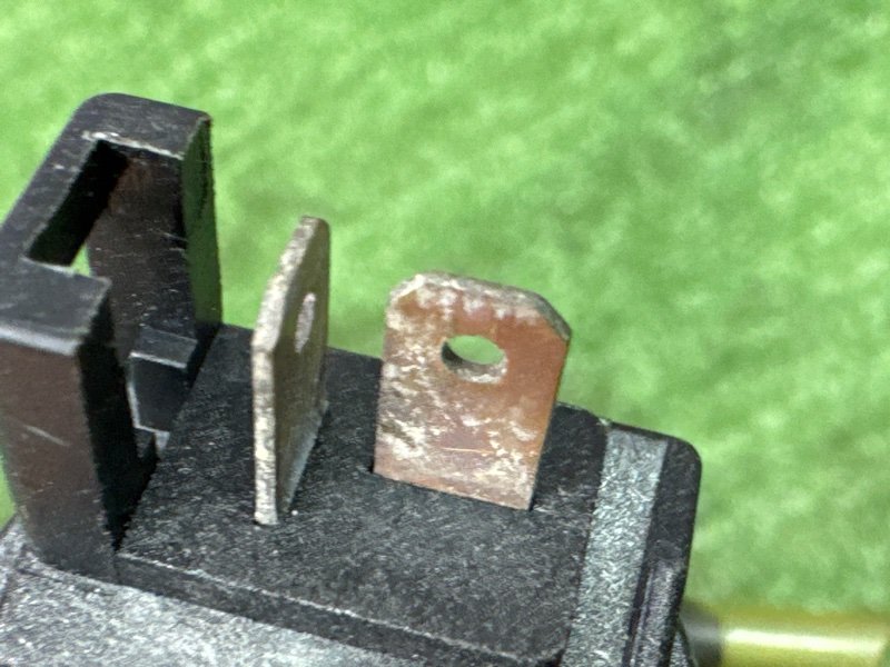 Моторчик стеклоомывателя Suzuki Liana